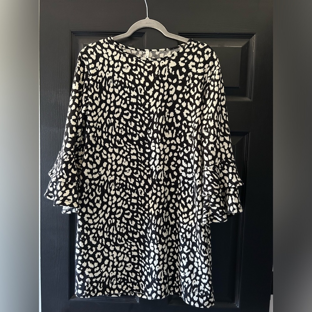 3/4 length sleeve knit dress